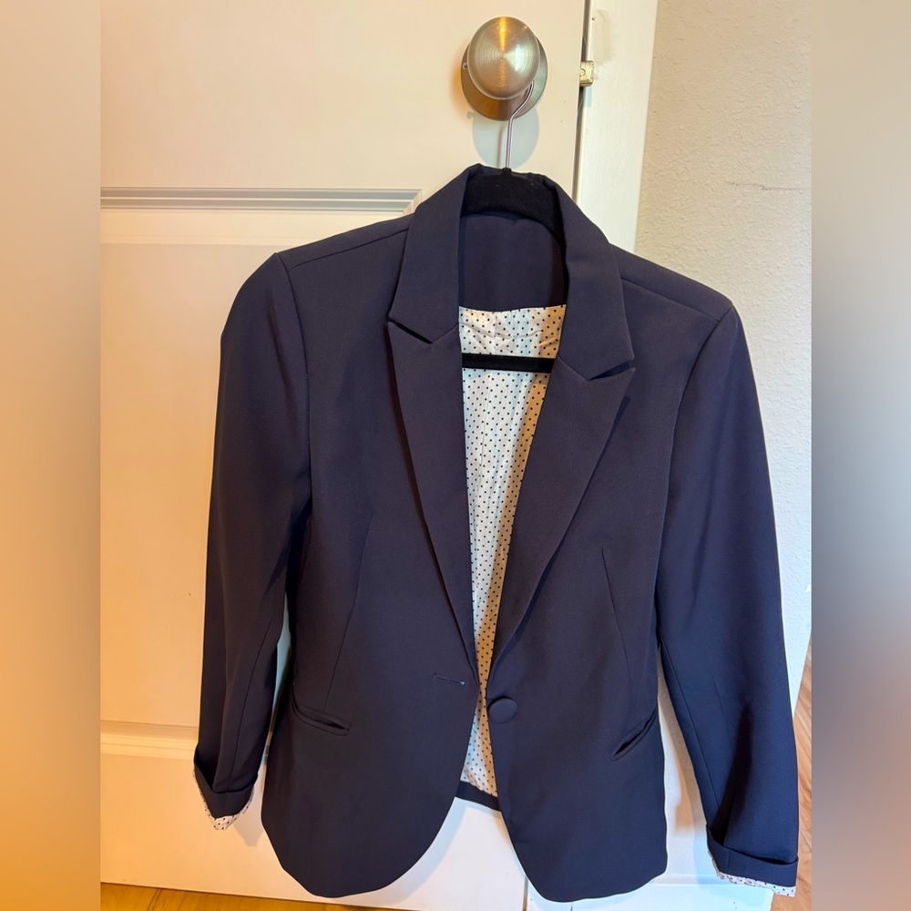 Sporty Navy Blazer | Polka Dot Lining on Rollable Cuffs | Perfect Condition | S